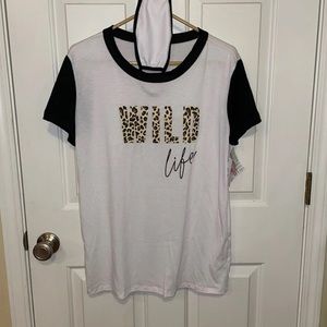 Lularoe Medium Liv Tee NWT